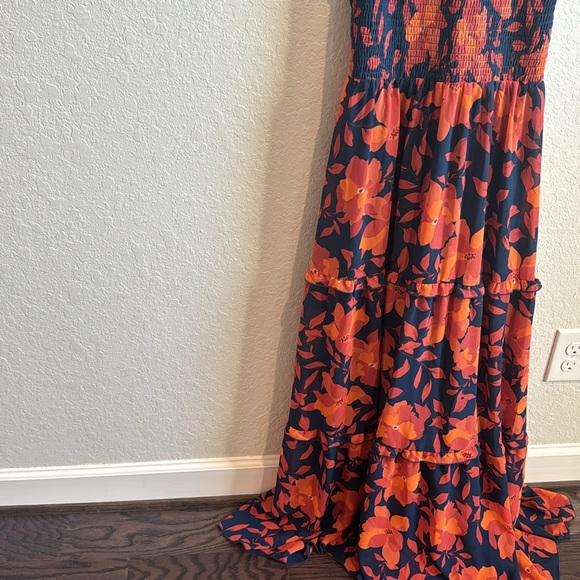 Floral maxi dress. - Picture 4 of 4